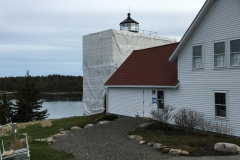 8. Staging with enclosure (EC)